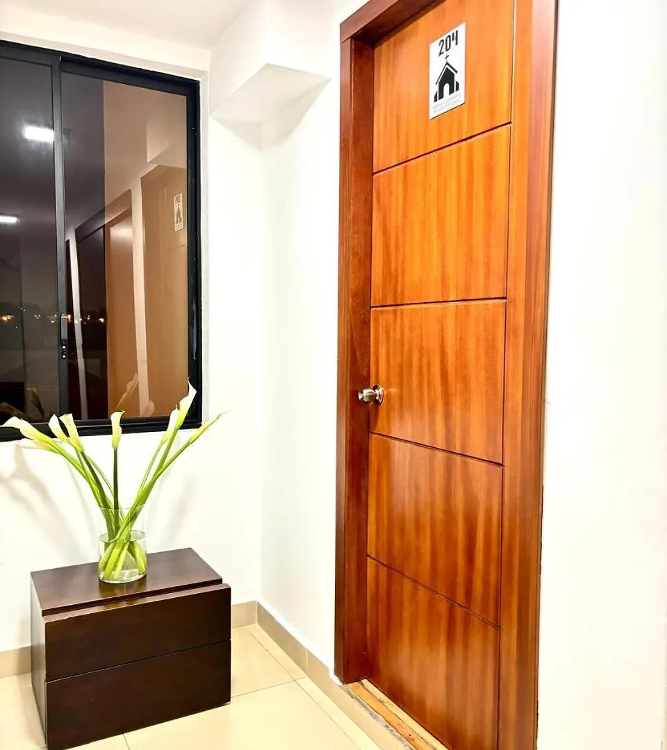 Hotel Comfort- Inn Quito 0*,
