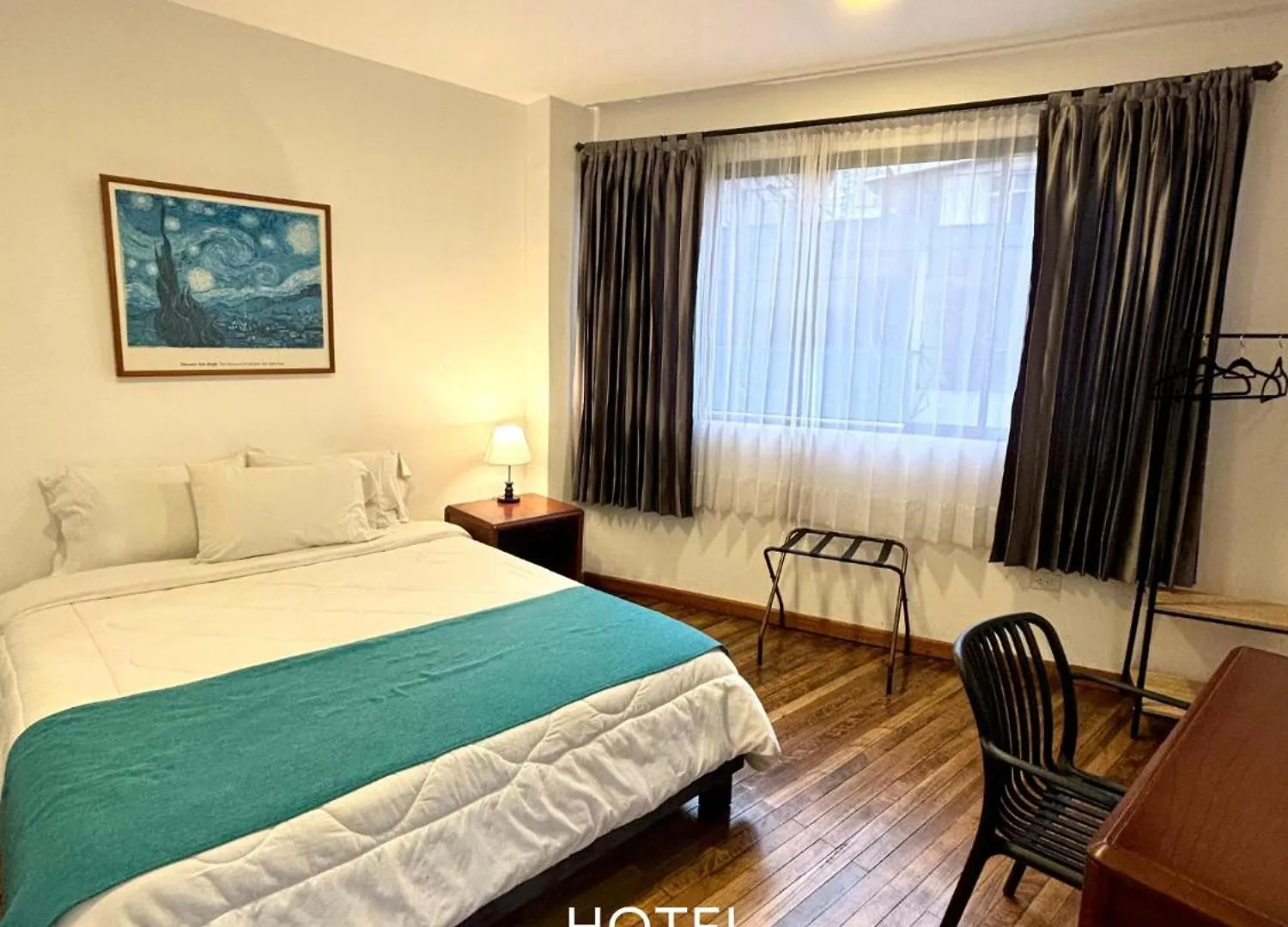 Hotel Comfort- Inn キト
